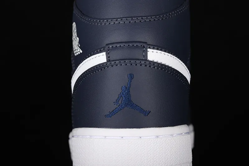 All categories Air Jordan Jordan series basketball shoes Air Jordan 1 Mid Air Jordan 1 Mid SE AJ1 Joe 1 dark blue China basketball shoes 554724-402
